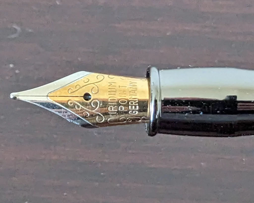 435 Sycamore Fountain Pen with Gun Metal Fittings