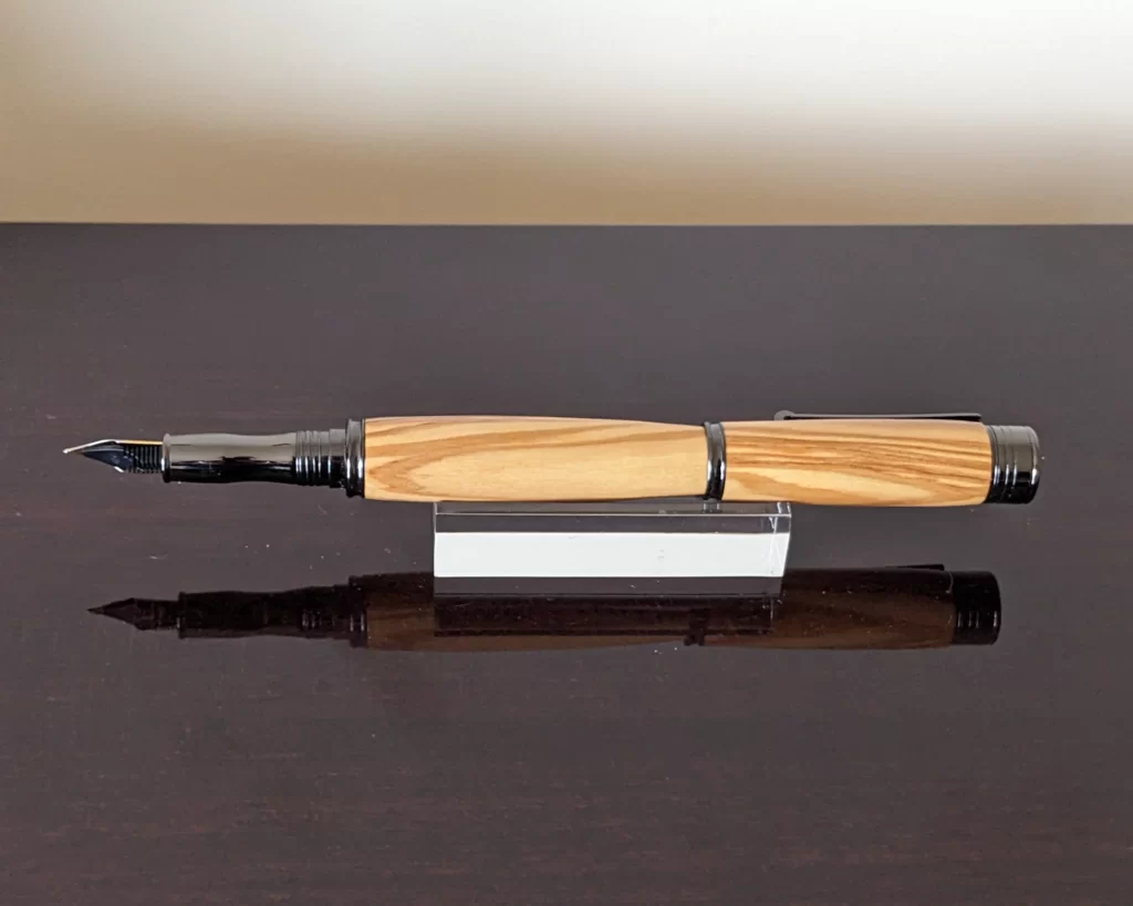 467 Olive Fountain Pen with Gun Metal Fittings