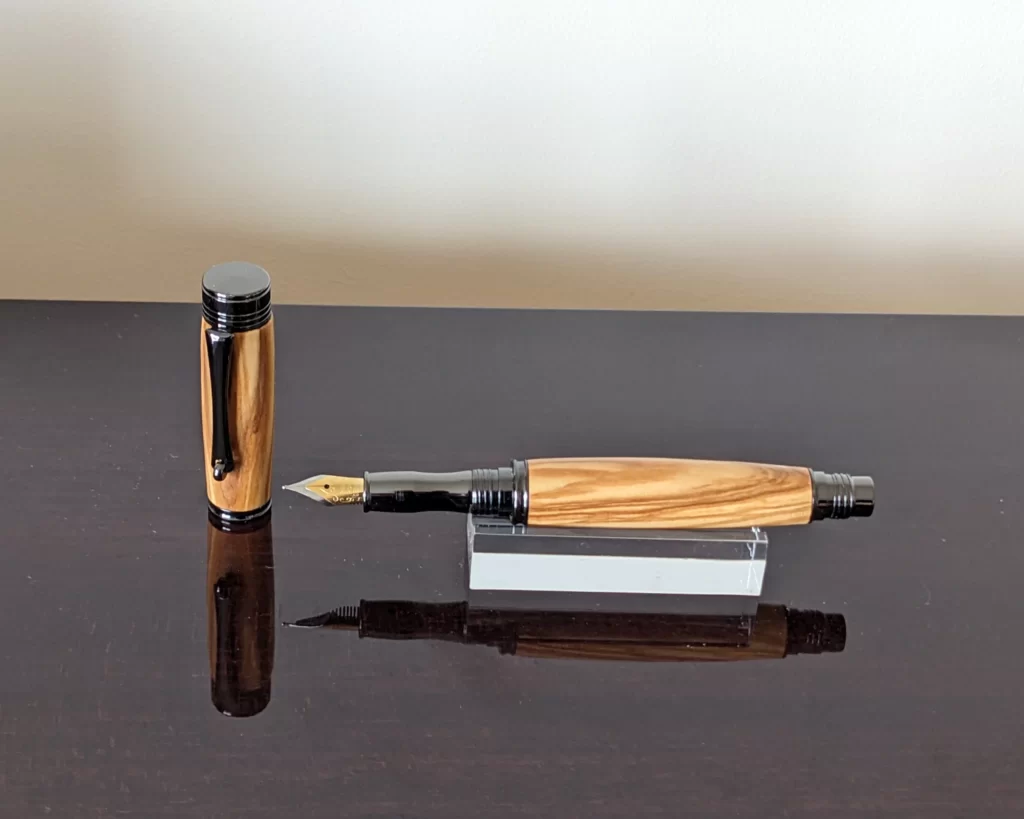 467 Olive Fountain Pen with Gun Metal Fittings