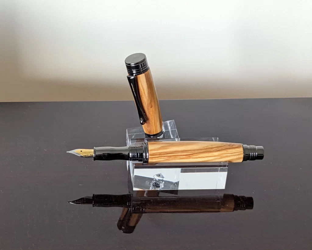 467 Olive Fountain Pen with Gun Metal Fittings