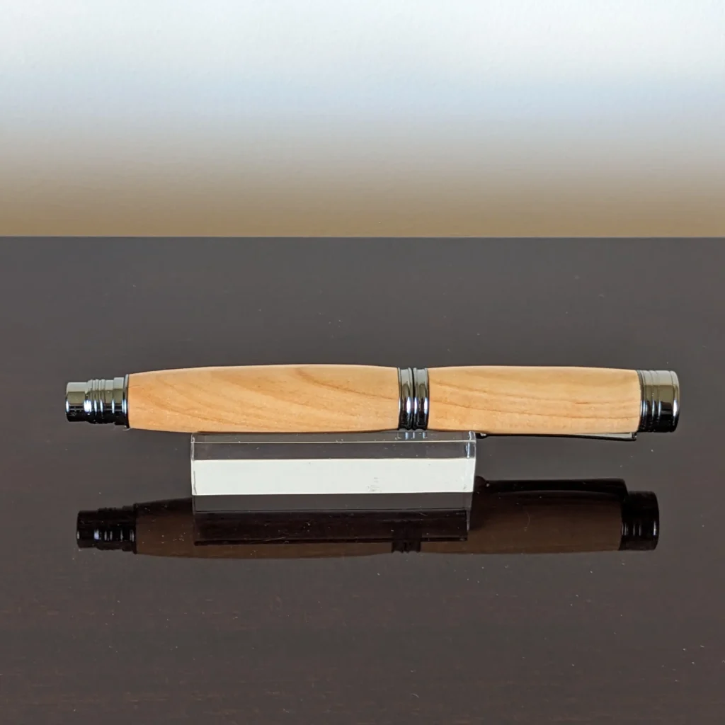 565 Medlar Fountain Pen with Gun Metal Fittings