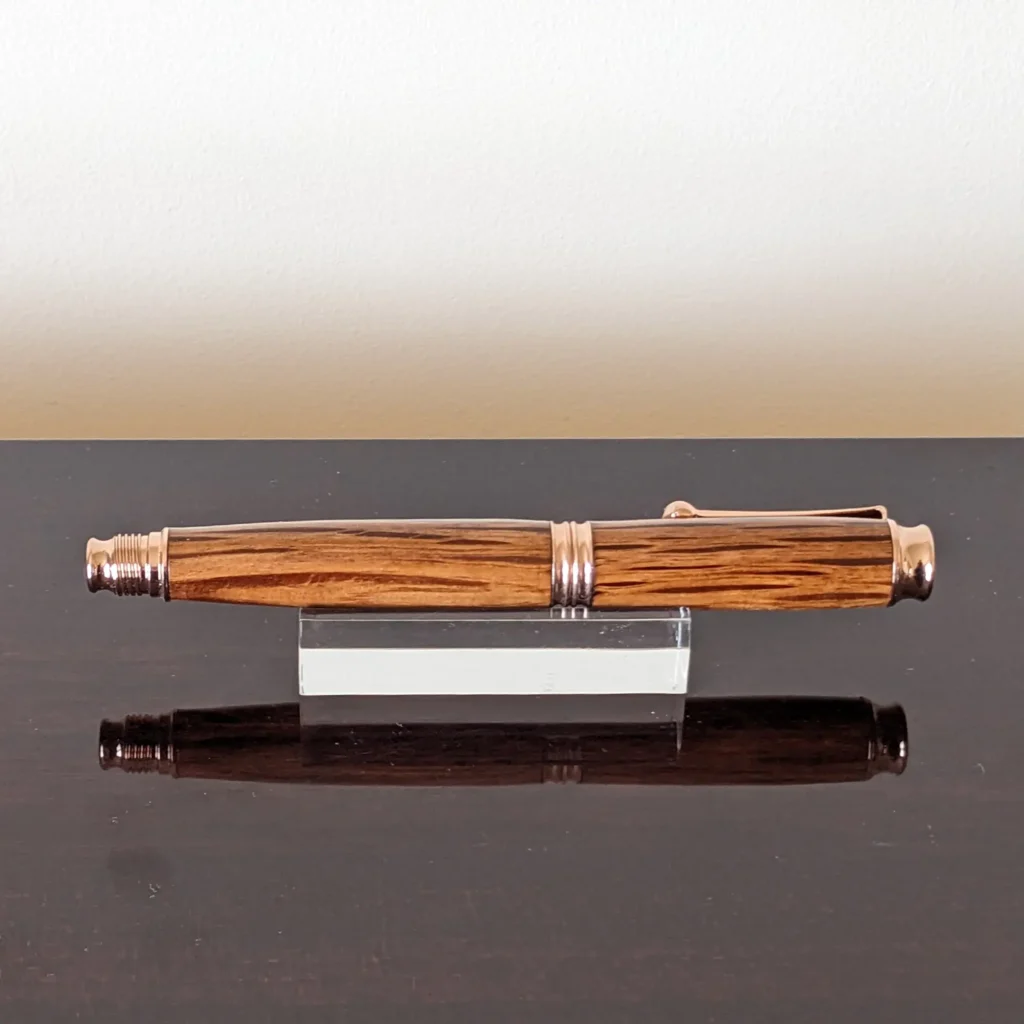 584 Holm Oak Fountain Pen - Rose Gold Fittings