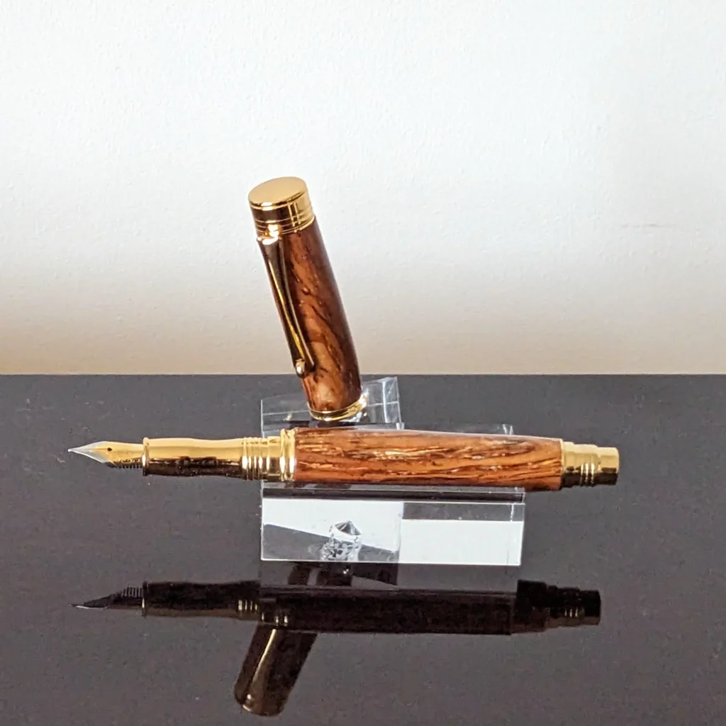 695 Brown Oak Fountain Pen with Gold Plated Fittings