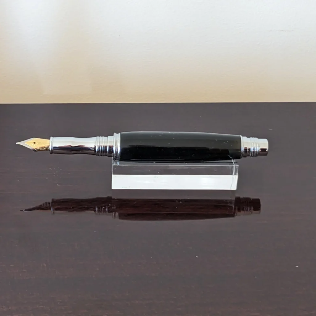 706 Black Fountain Pen with Chrome Fittings