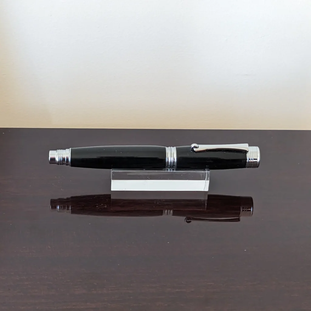 706 Black Fountain Pen with Chrome Fittings