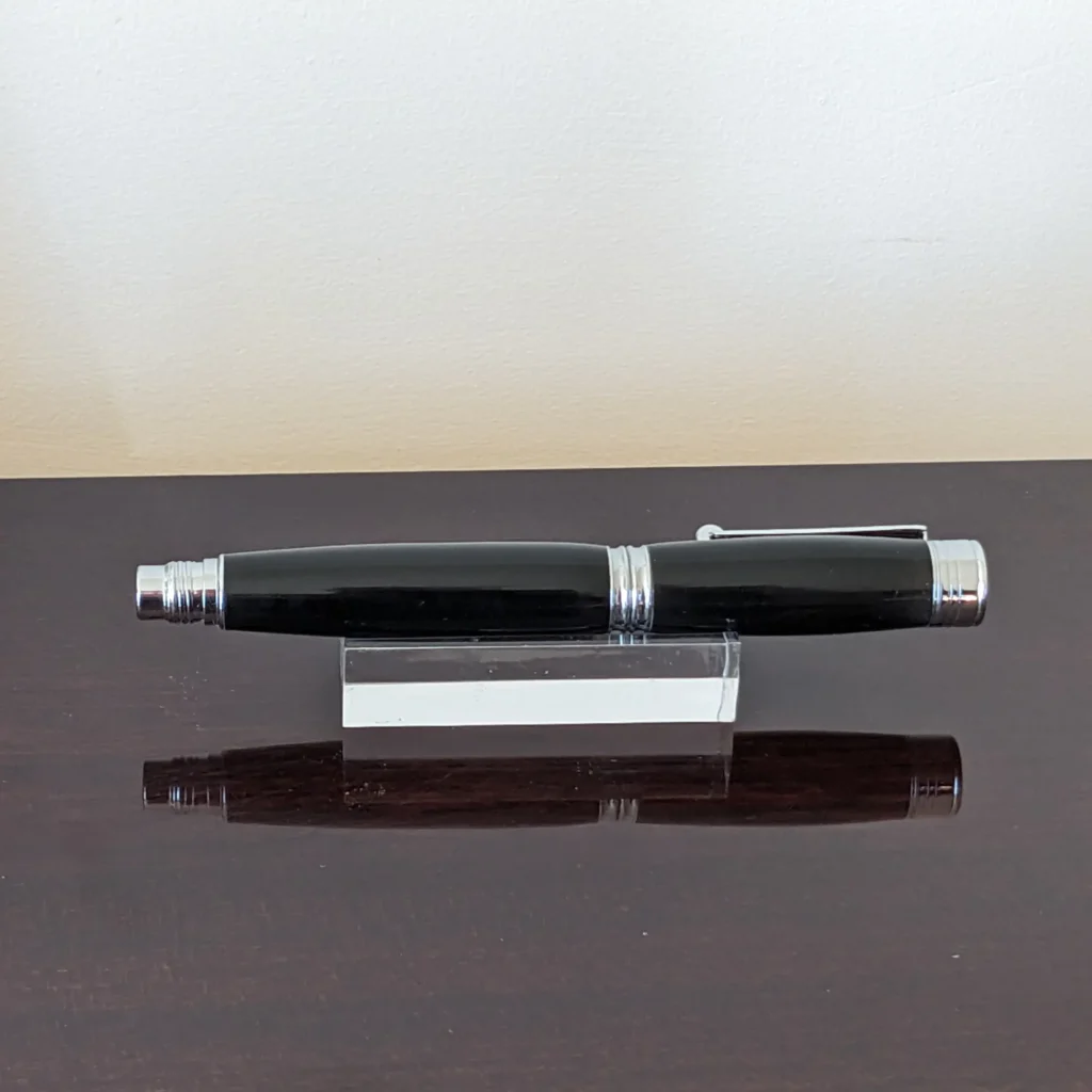 706 Black Fountain Pen with Chrome Fittings