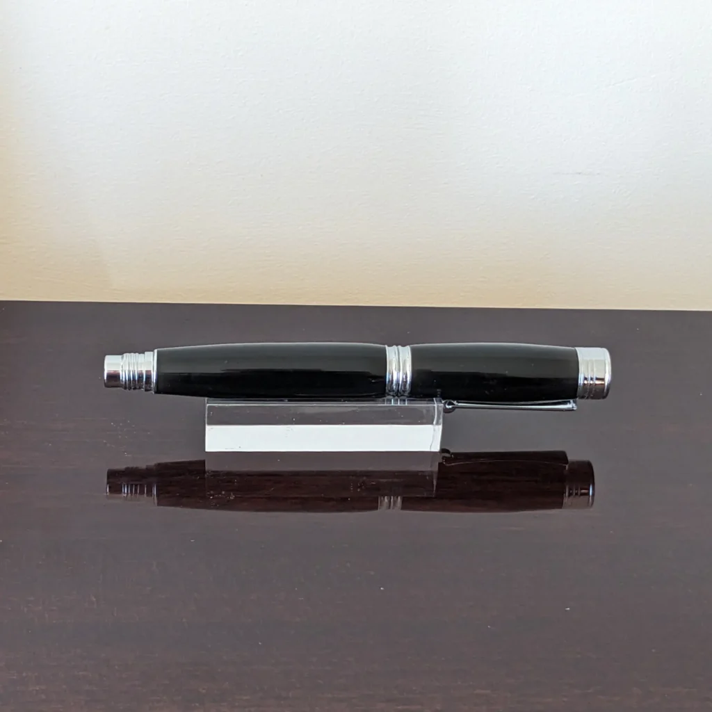 706 Black Fountain Pen with Chrome Fittings