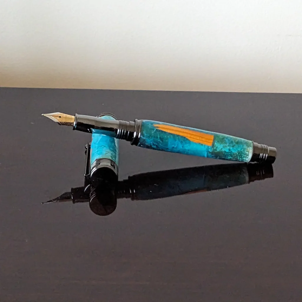 Driftwood Fountain Pen with Gun Metal Fittings (750)