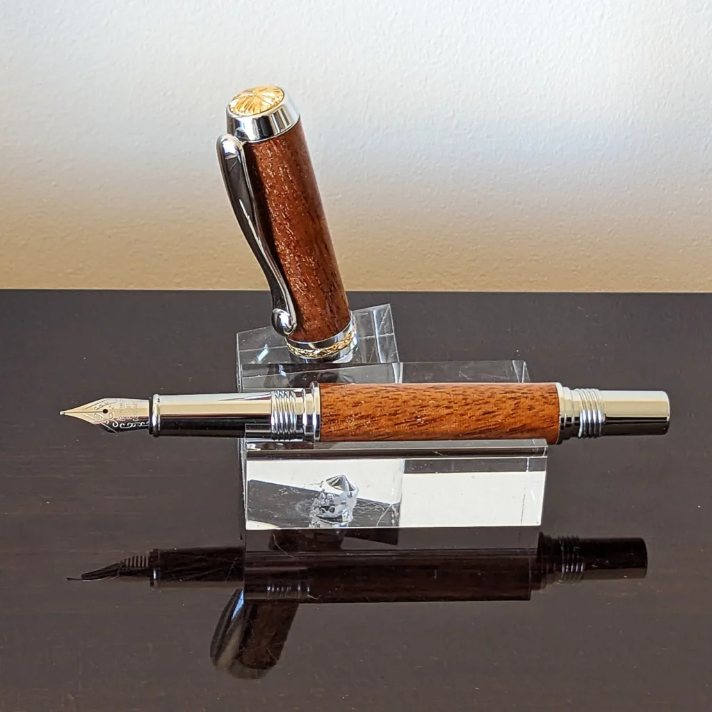 Mahogany Fountain Pen with Chrome Fittings (802)