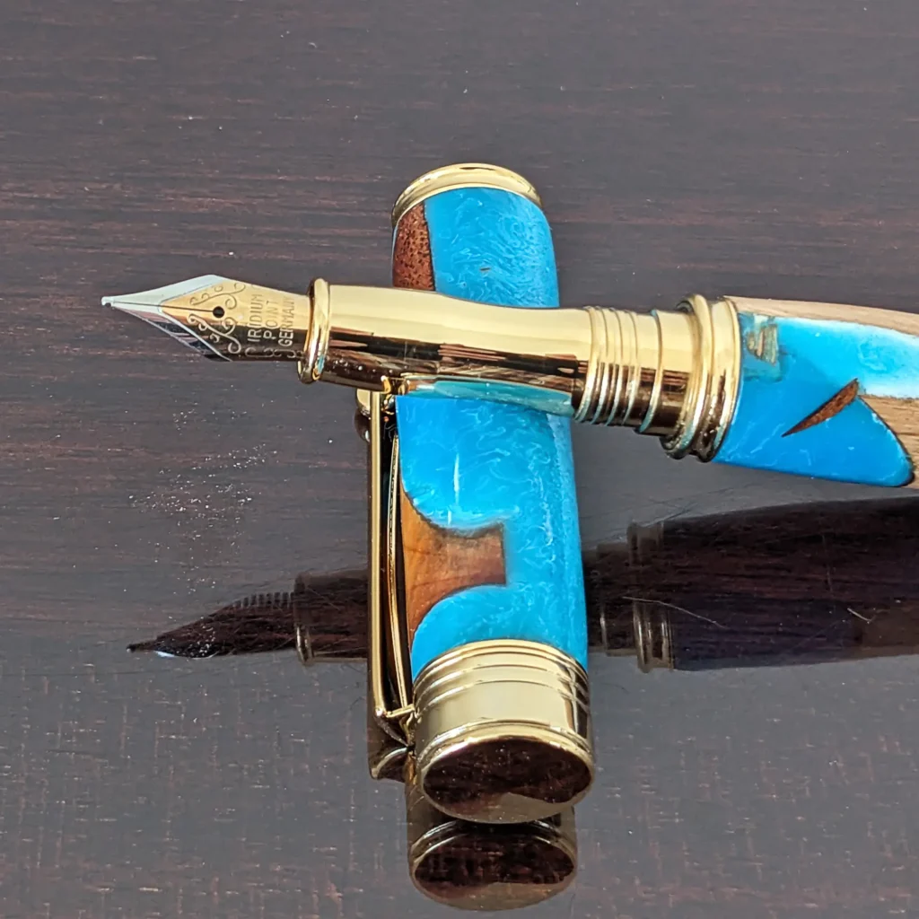 Driftwood Fountain Pen with Gold Plated Fittings (813)