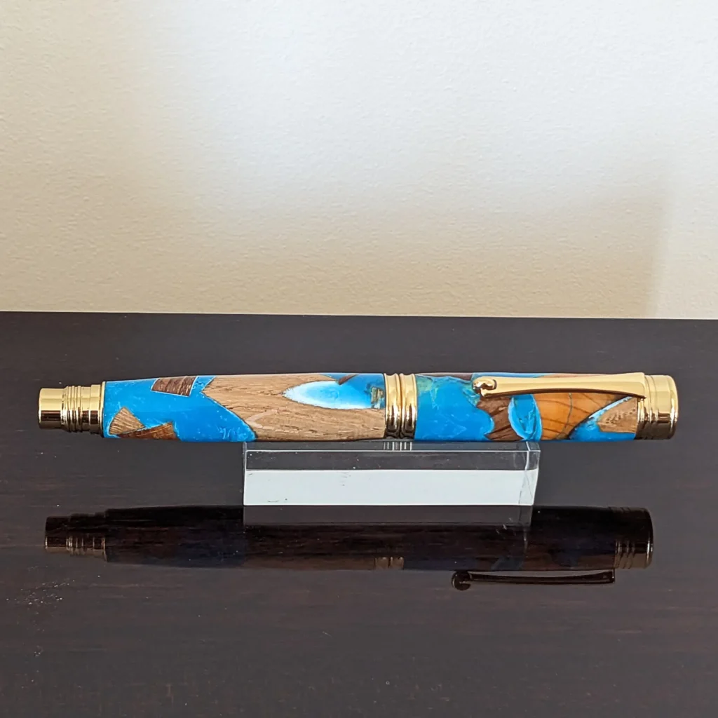 Driftwood Fountain Pen with Gold Plated Fittings (813)