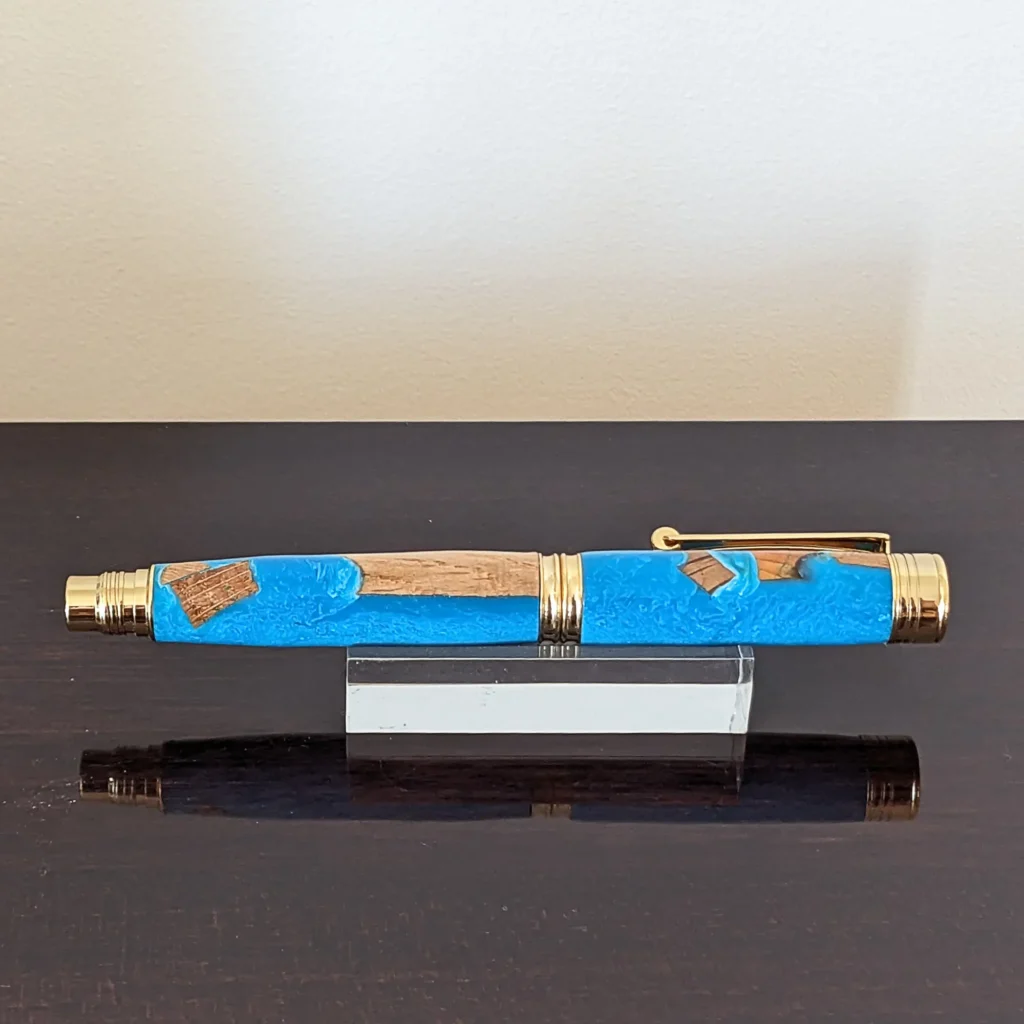 Driftwood Fountain Pen with Gold Plated Fittings (813)