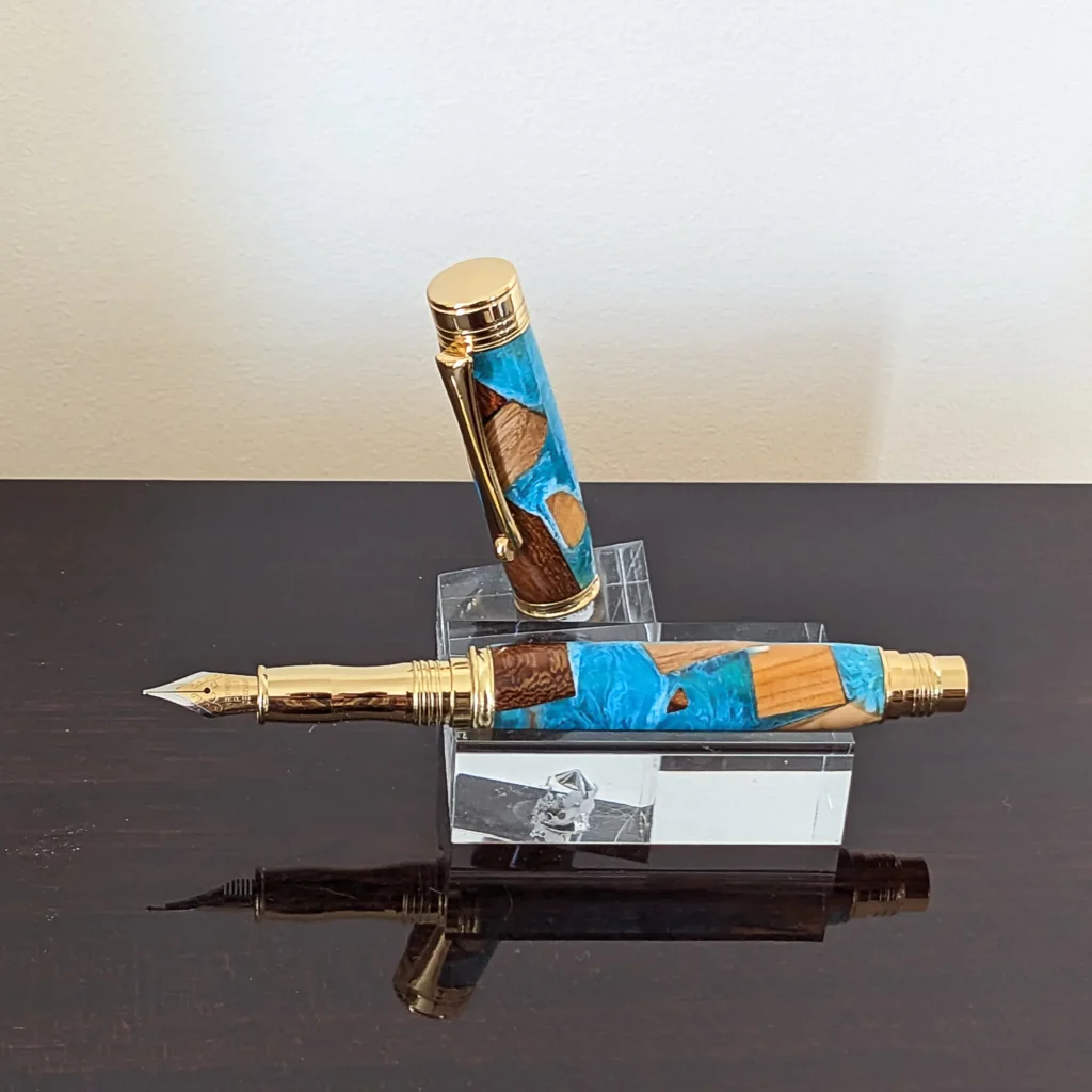 Driftwood Fountain Pen with Gold Plated Fittings (814)