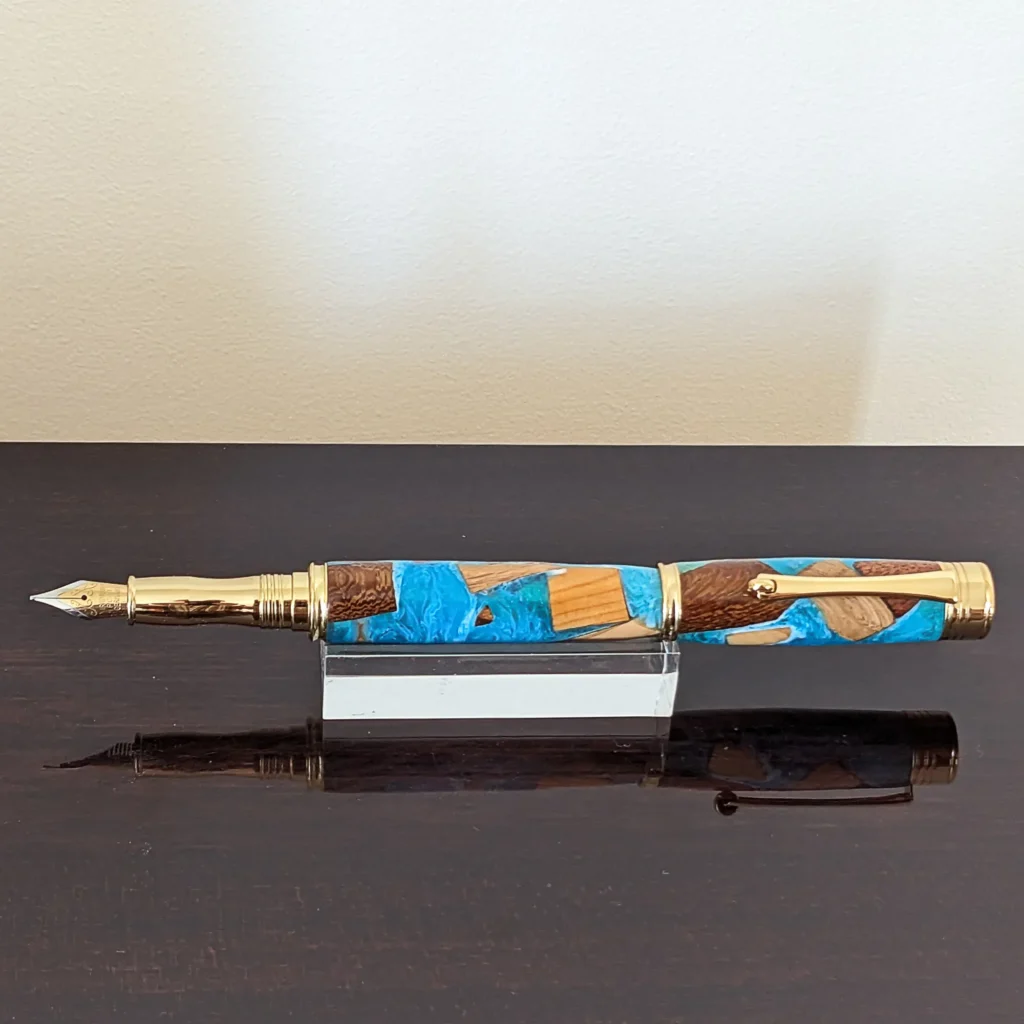 Driftwood Fountain Pen with Gold Plated Fittings (814)