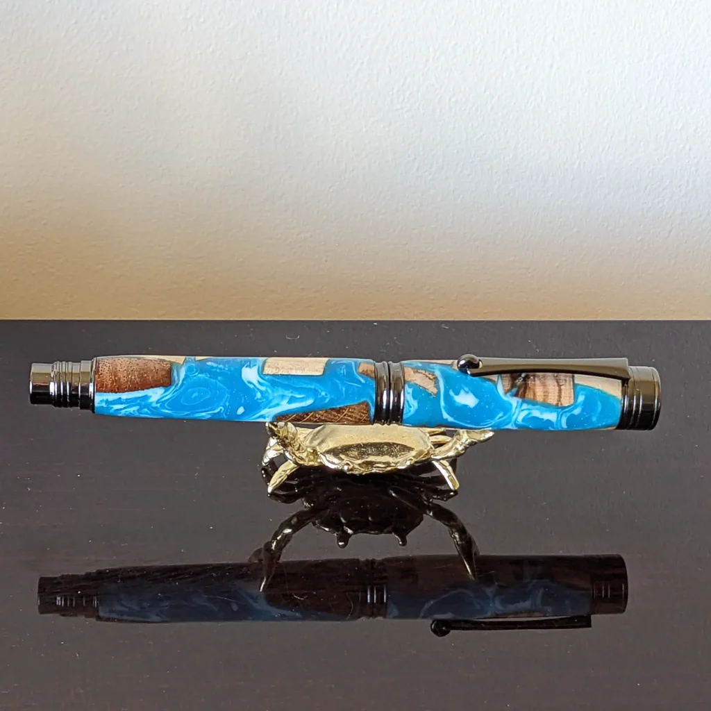 Driftwood Fountain Pen with Gun Metal Fittings (844)