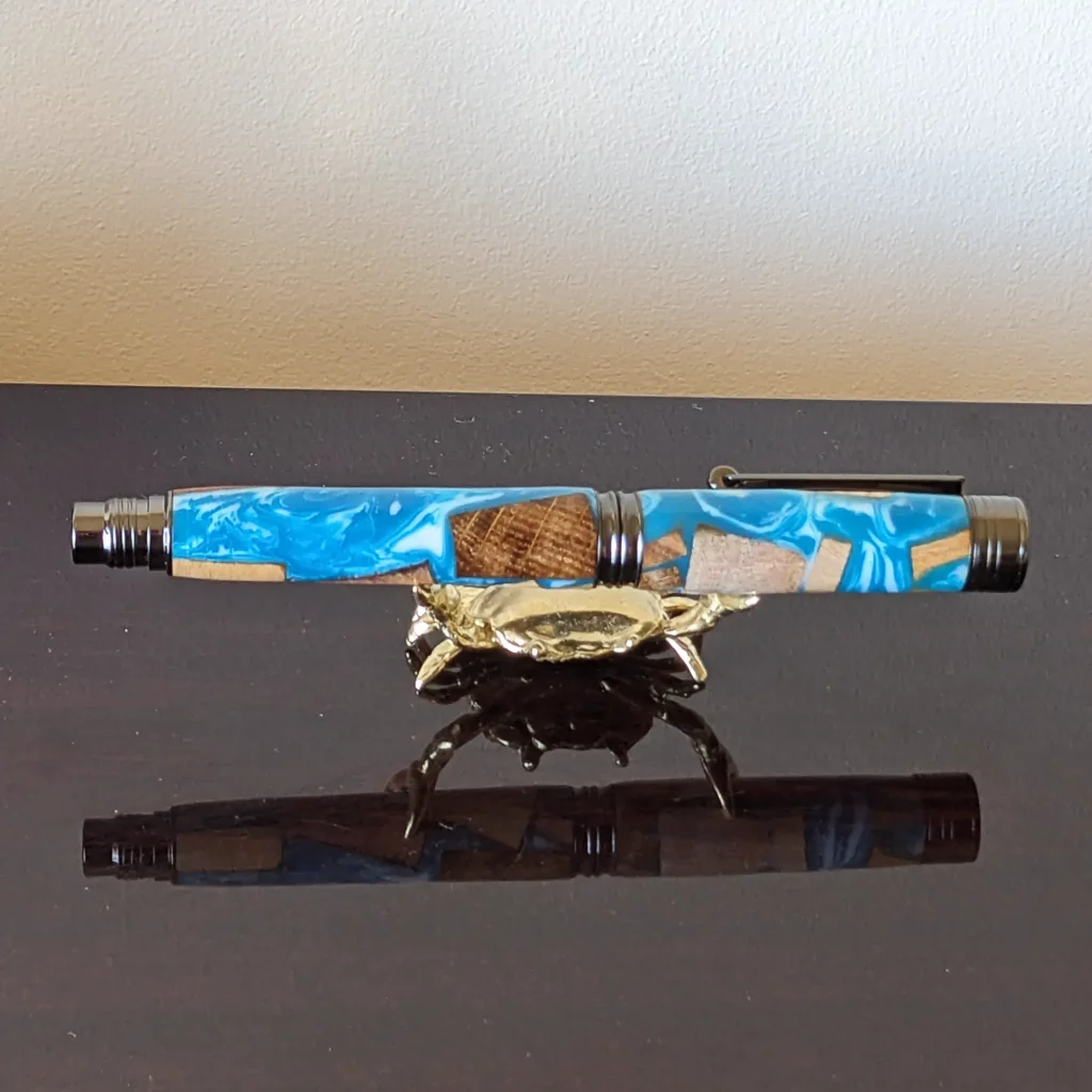 Driftwood Fountain Pen with Gun Metal Fittings (844)