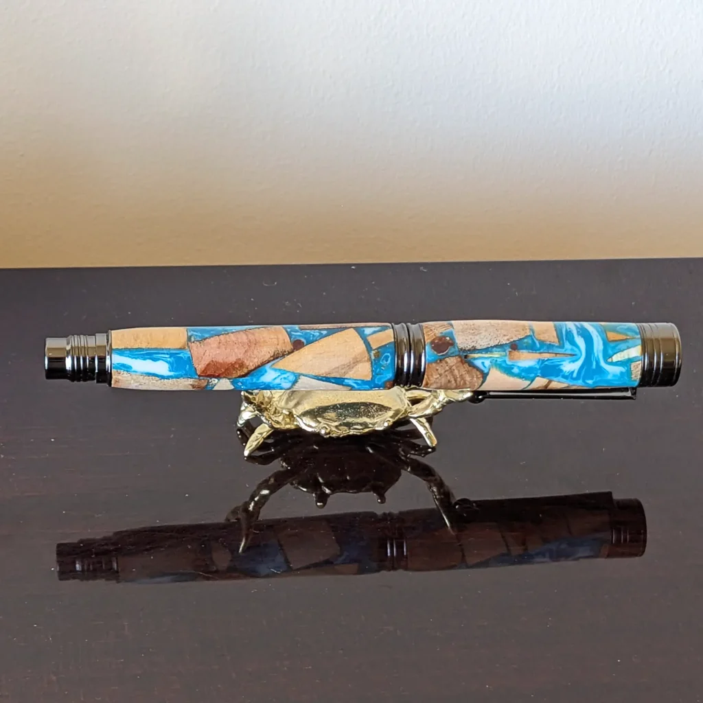 Driftwood Fountain Pen with Gun Metal Fittings (844)