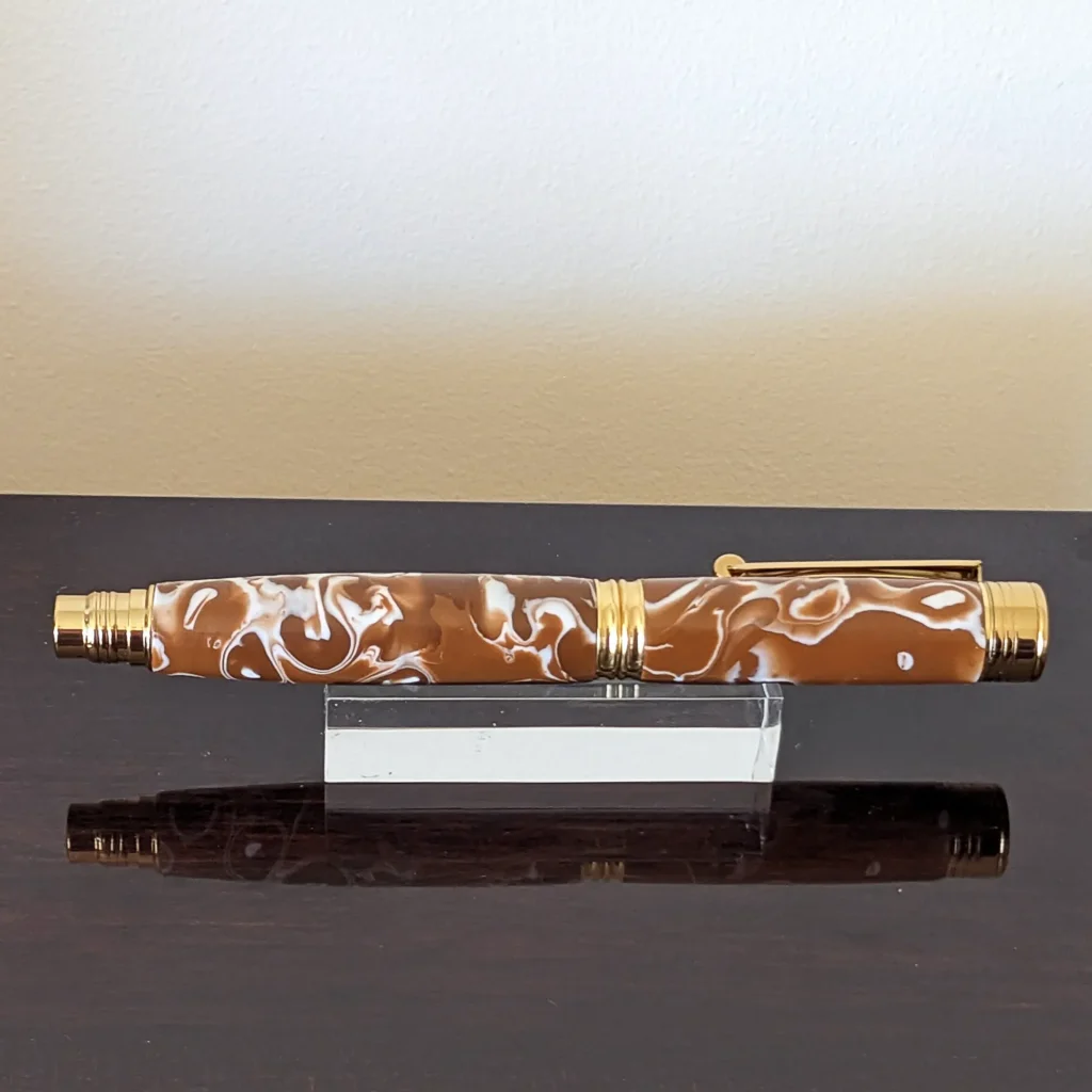 Coffee and Cream Fountain Pen with Gold Plated Fittings (850)