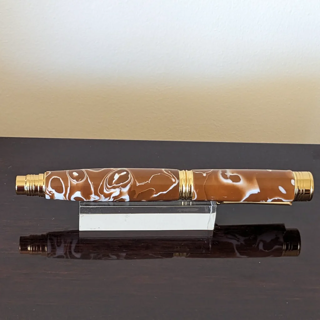 Coffee and Cream Fountain Pen with Gold Plated Fittings (850)