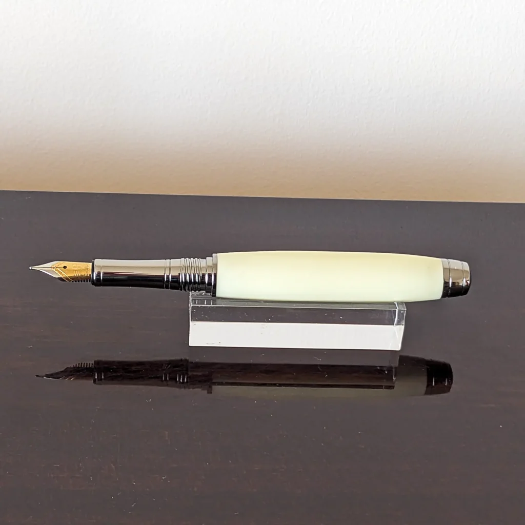 Ivory Resin Fountain pen with Black Titanium and Titanium Gold Fittings (865)
