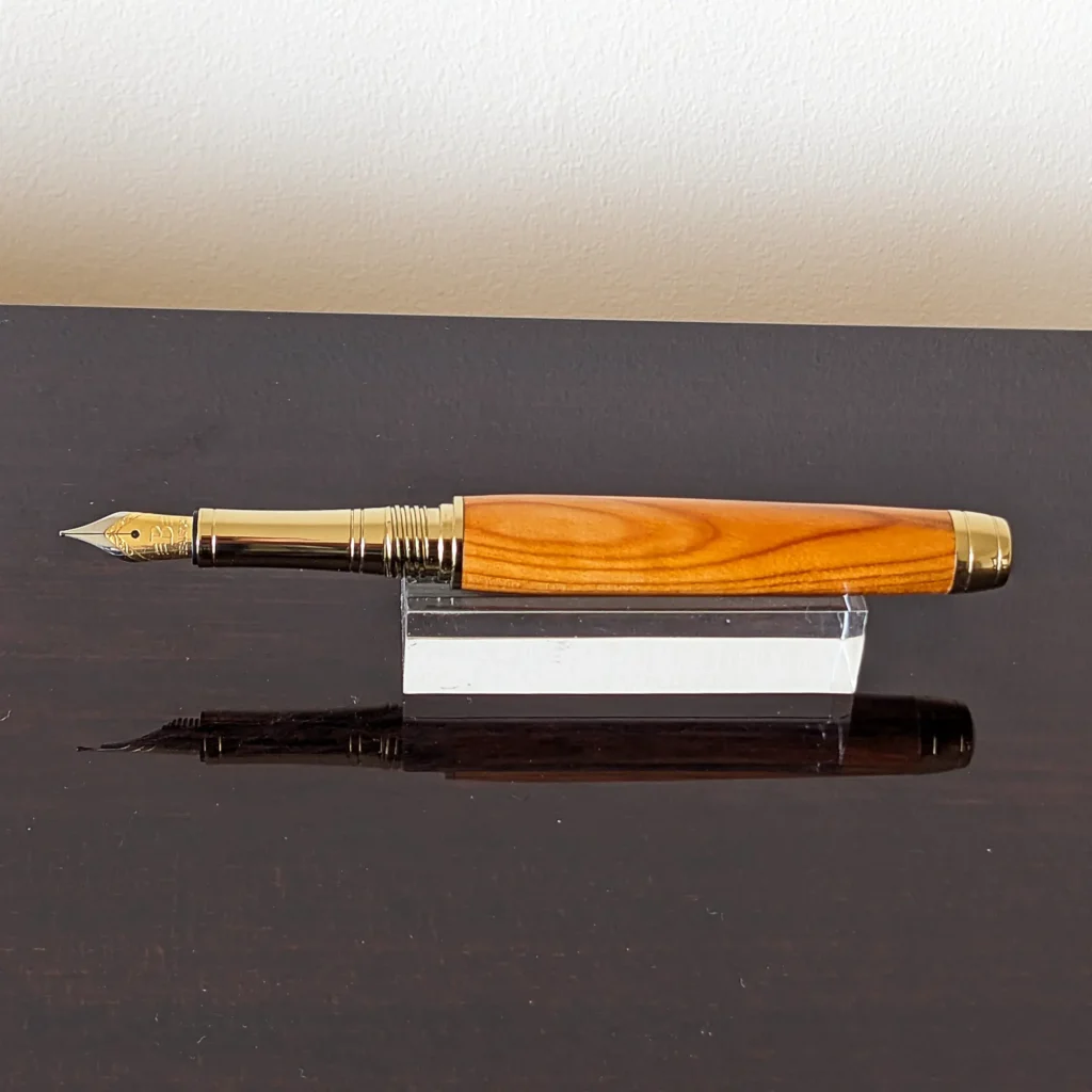 Yew Fountain Pen with Titanium Gold and Black Chrome Fittings (866)