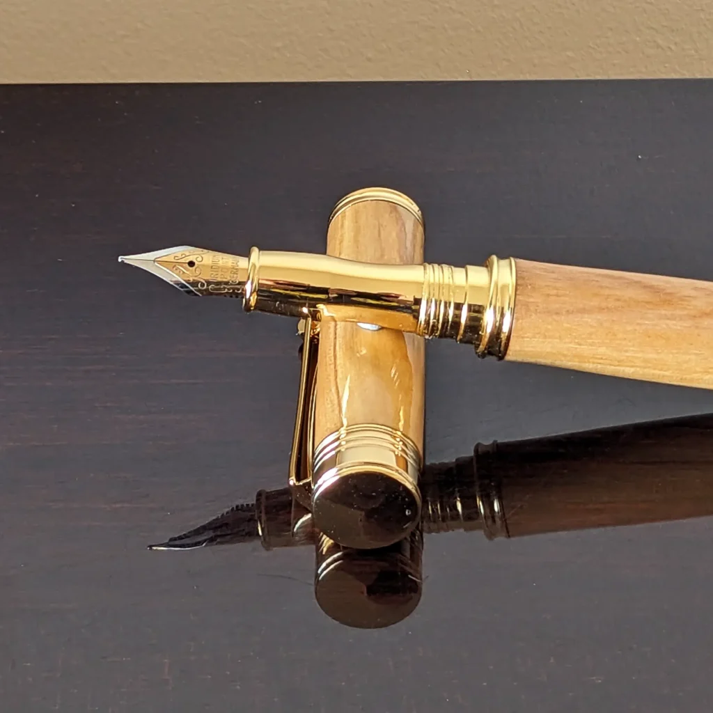 Olive Fountain Pen with Gold Plated Fittings (880)