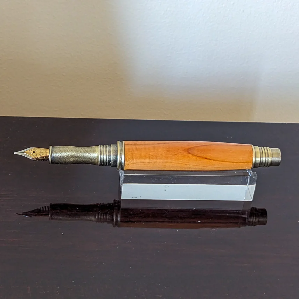 Yew Fountain Pen with Brushed Antique Fittings (887)