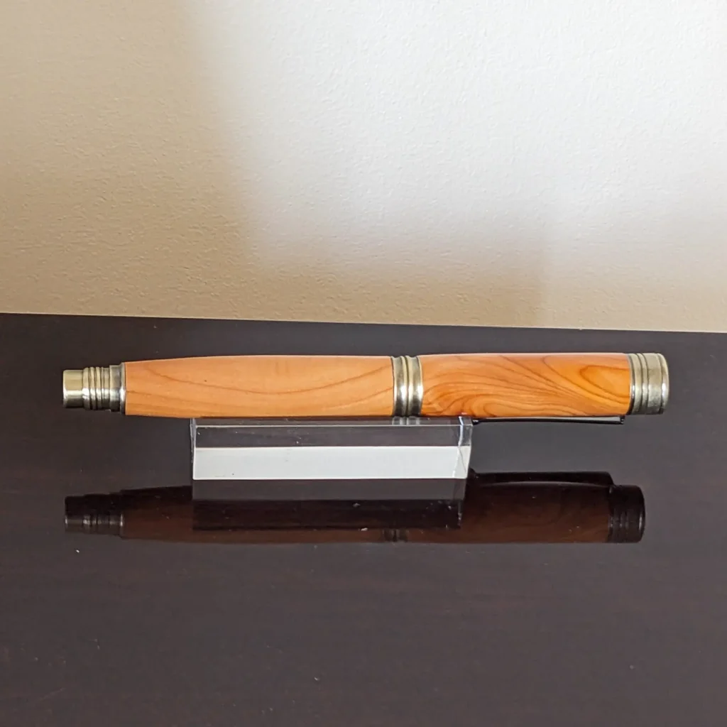 Yew Fountain Pen with Brushed Antique Fittings (887