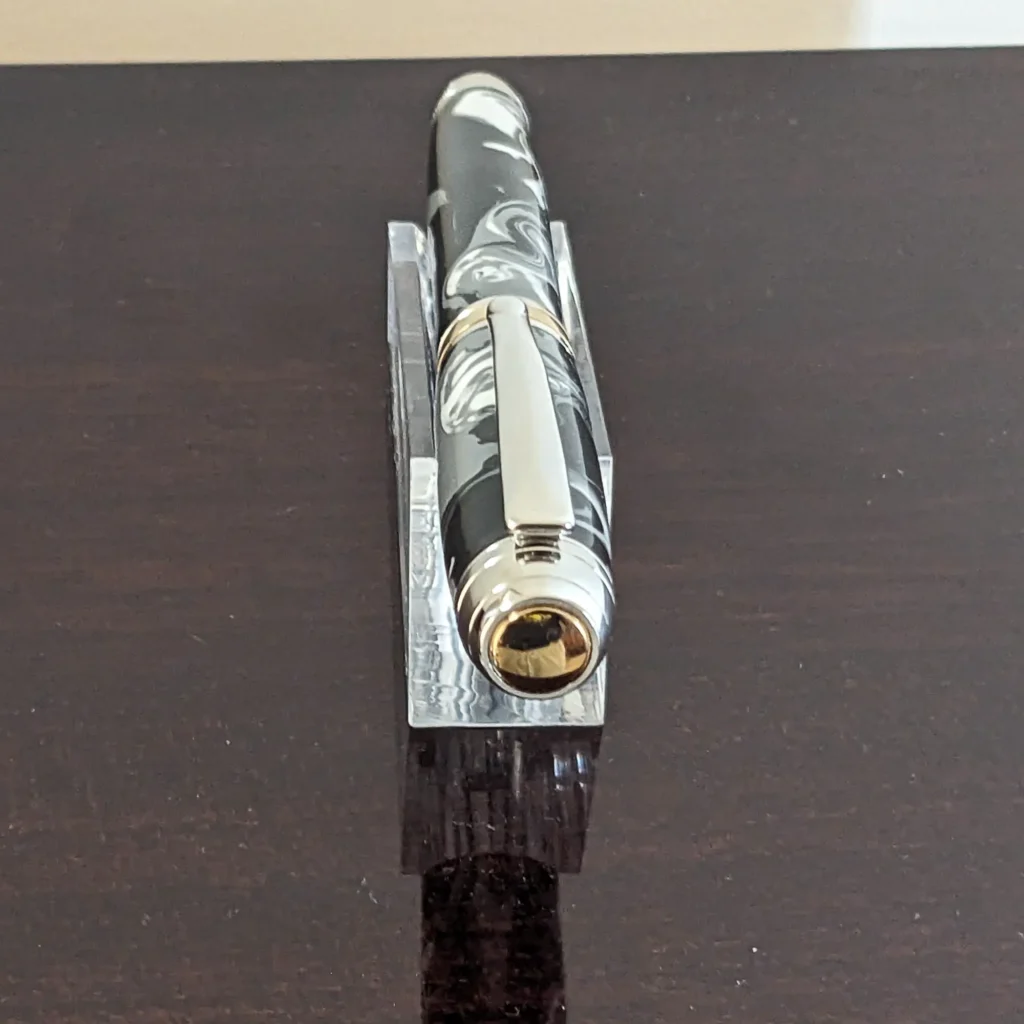 Black and White Quality Fountain Pen with Rhodium and Titanium Gold Fittings (894)
