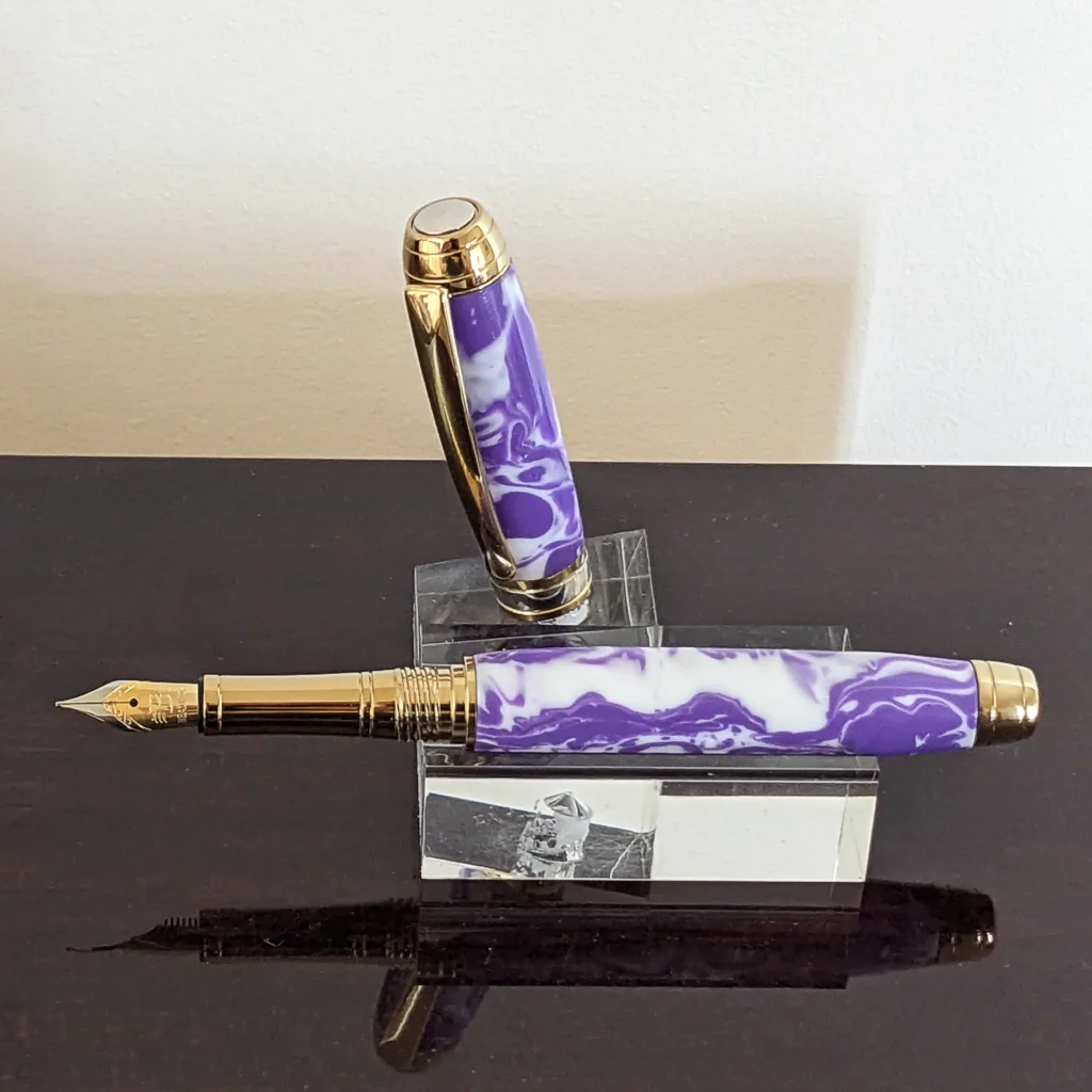 Lilac and White Quality Fountain Pen with Titanium Gold and Rhodium Fittings (895)