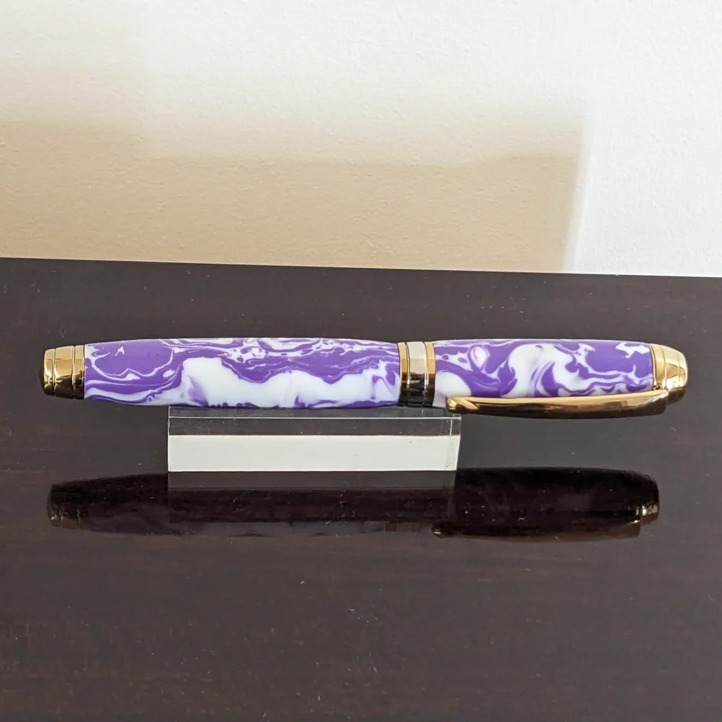 Lilac and White Quality Fountain Pen with Titanium Gold and Rhodium Fittings (895)