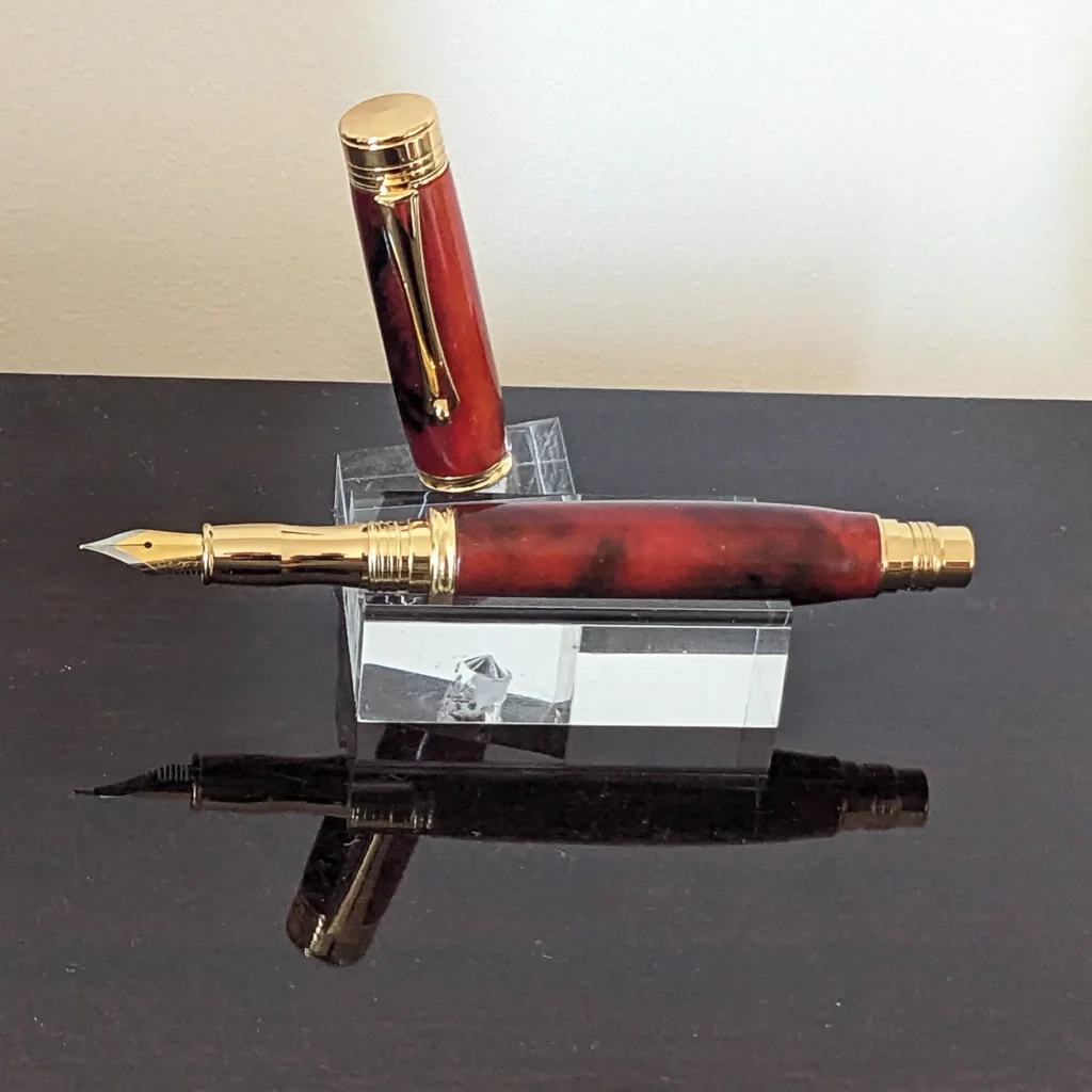 Red and Black Fountain Pen with Gold Plated Fittings (898)