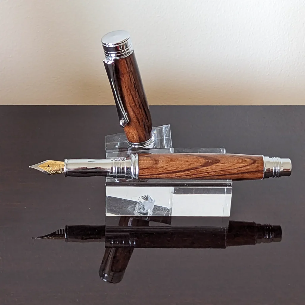 Holm Oak Fountain Pen with Chrome Plated Fittings (906)