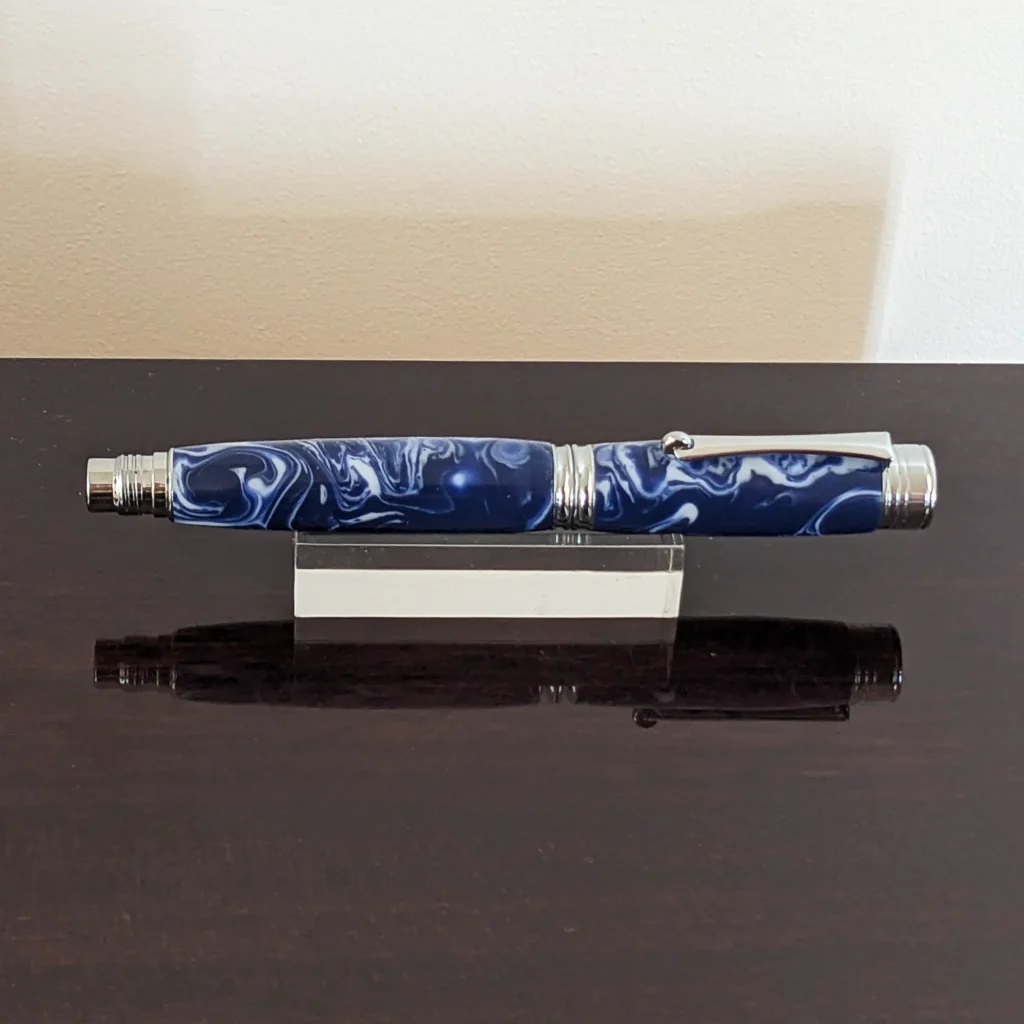 Blue and White Fountain Pen with Chrome Fittings (923)
