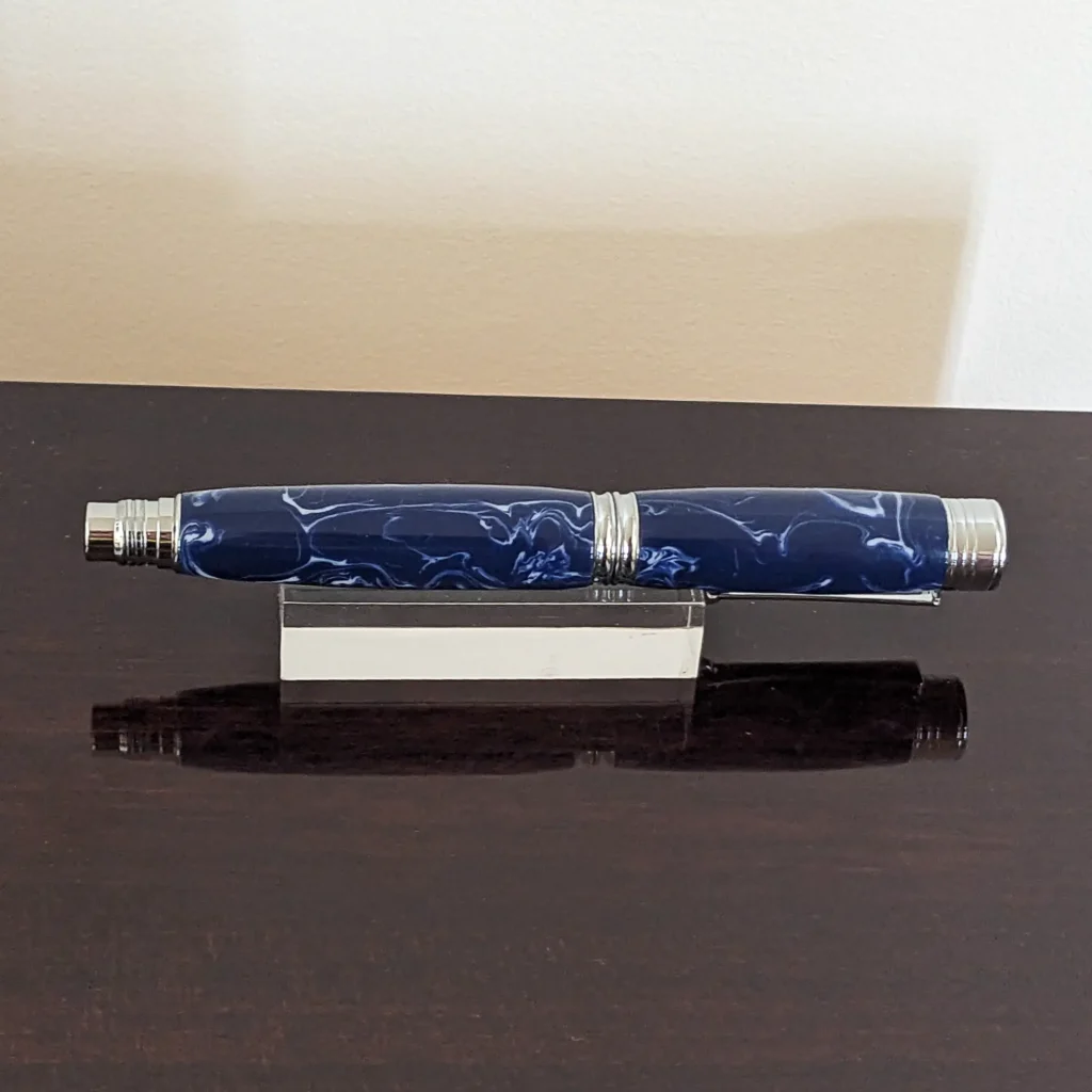 Blue and White Fountain Pen with Chrome Fittings (923)