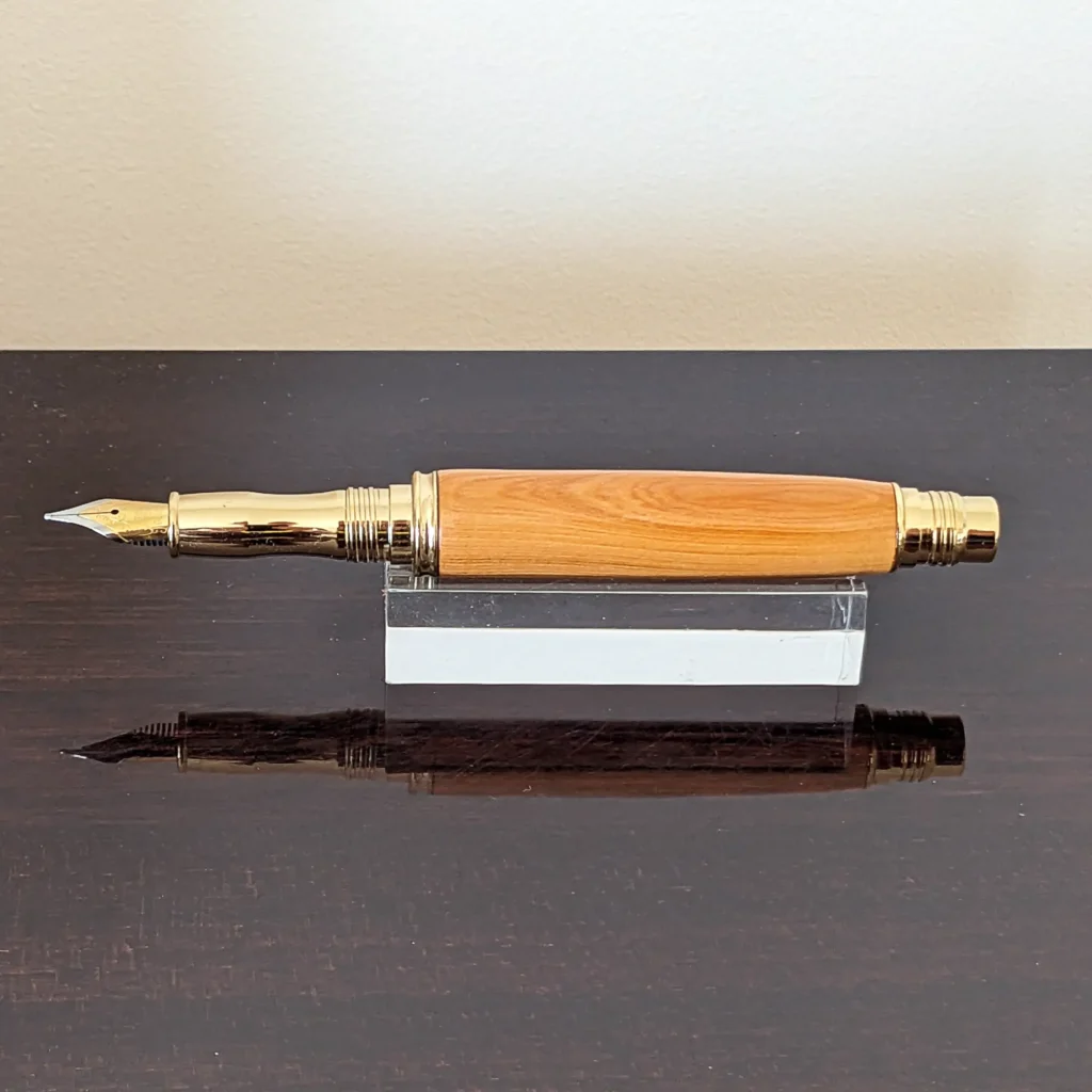 Yew Fountain Pen with Gold Plated Fittings (925)