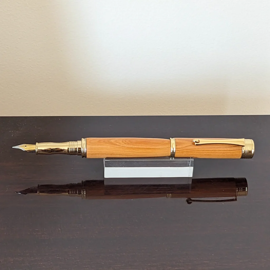 Yew Fountain Pen with Gold Plated Fittings (925)