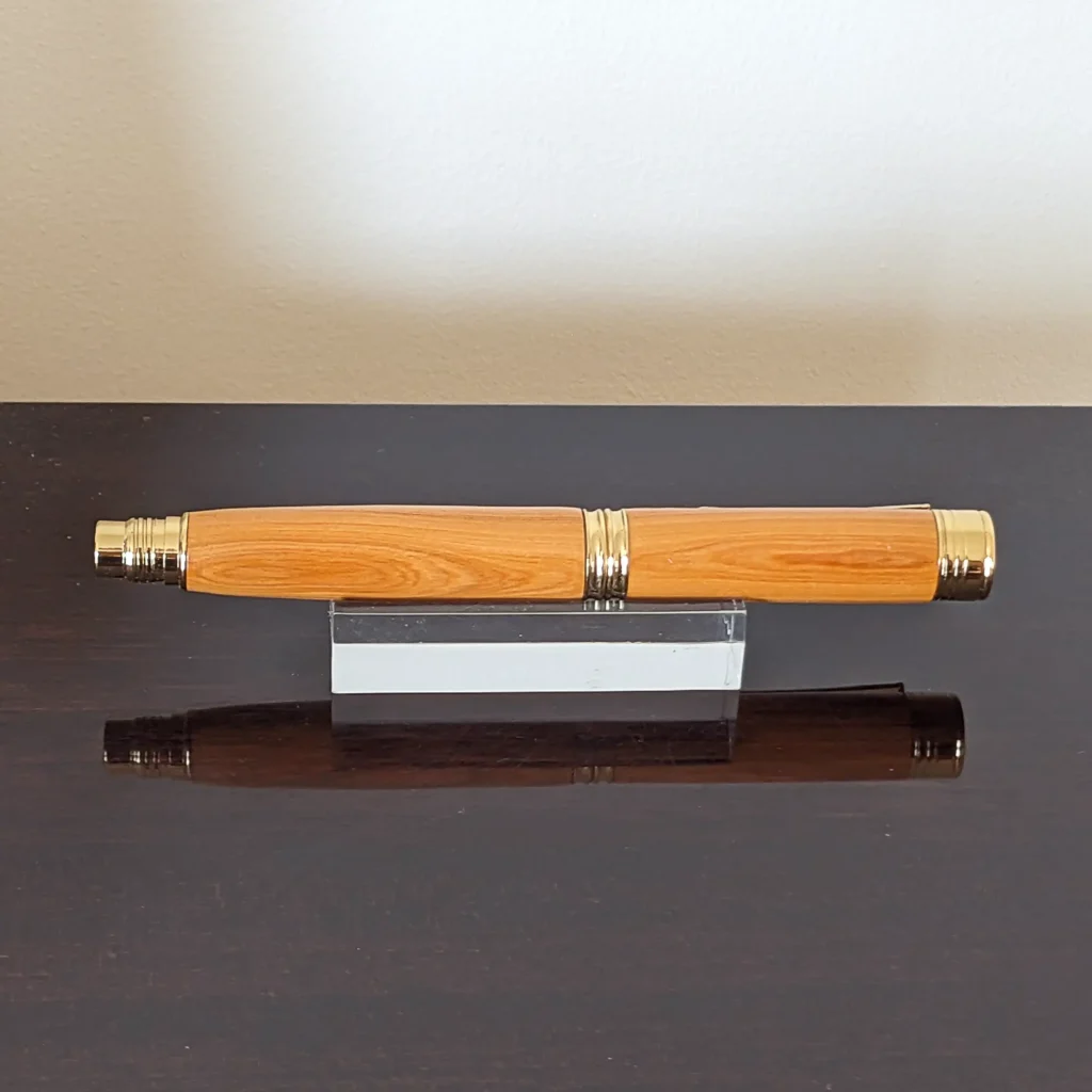 Yew Fountain Pen with Gold Plated Fittings (925)