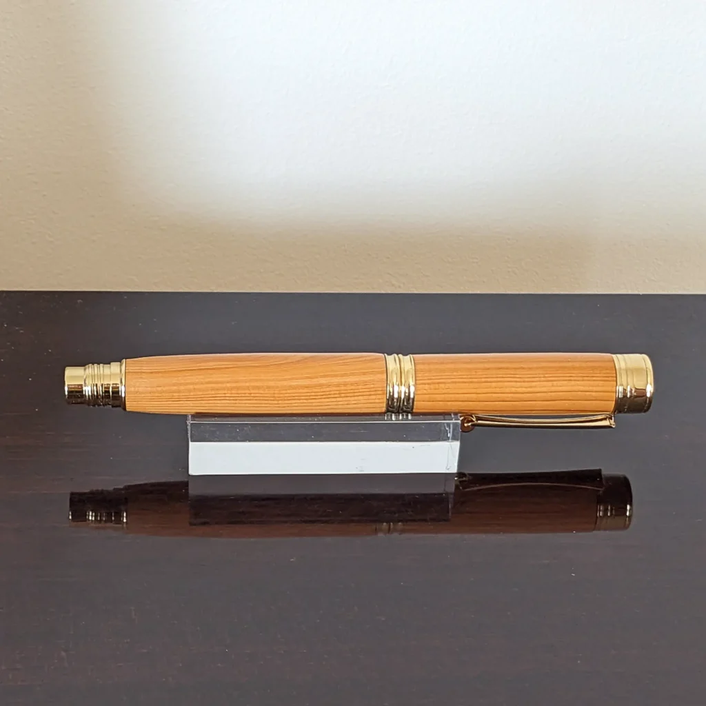 Yew Fountain Pen with Gold Plated Fittings (925)