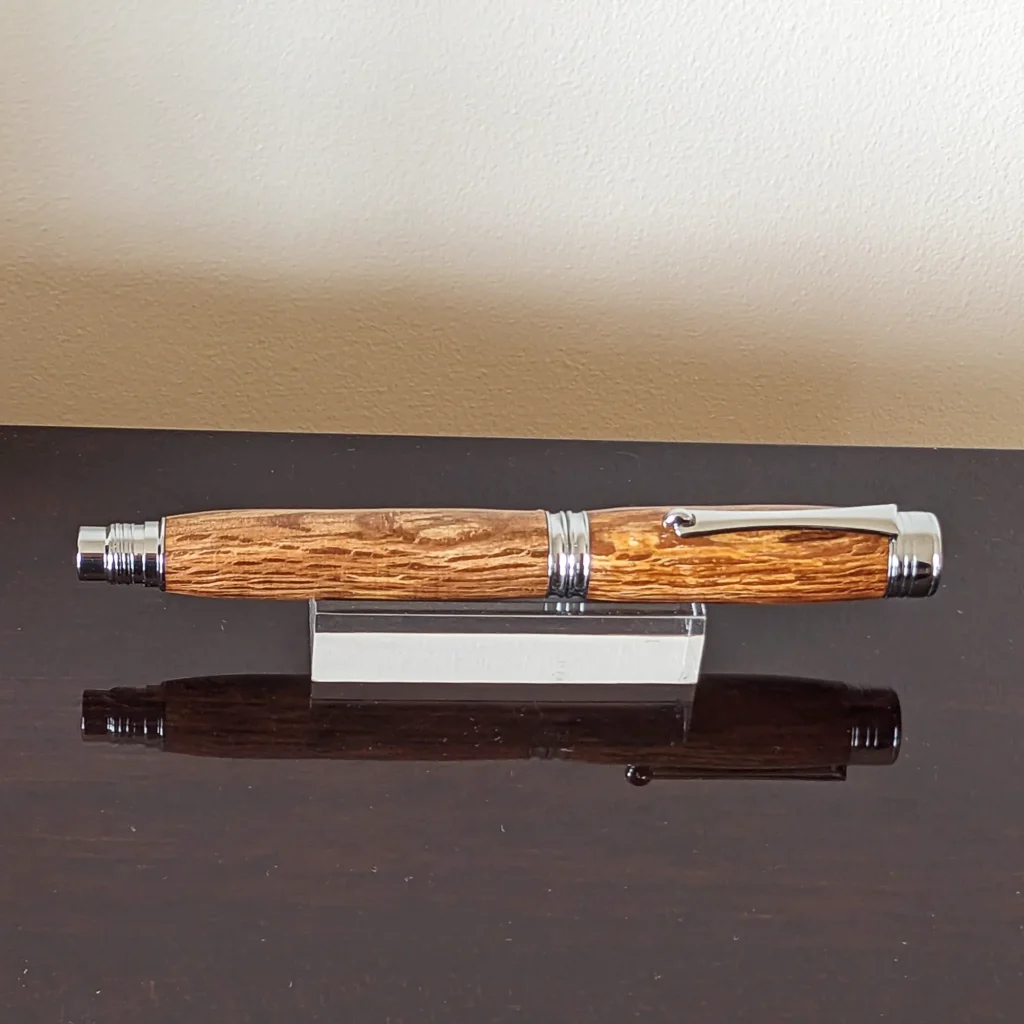 Speckled Oak Fountain Pen with Chrome Plated Fittings (930)