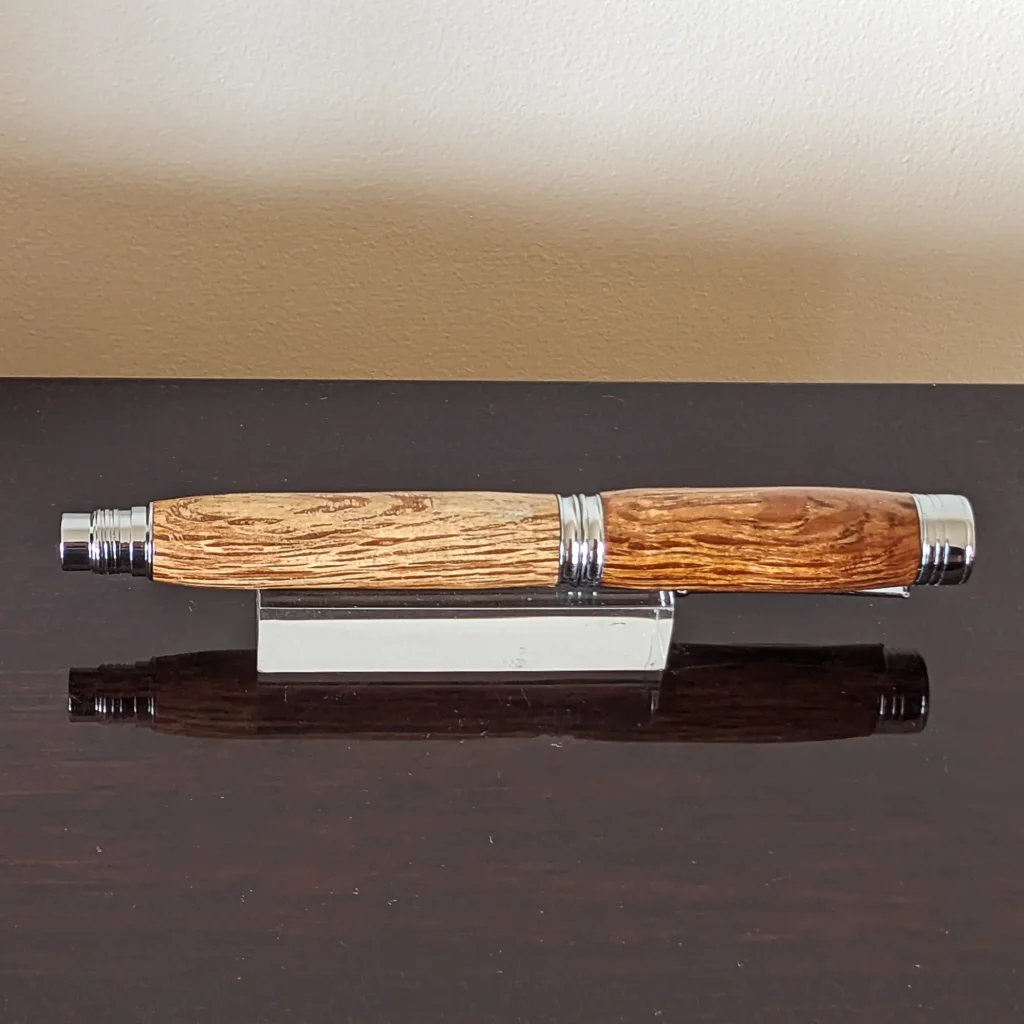 Speckled Oak Fountain Pen with Chrome Plated Fittings (930)