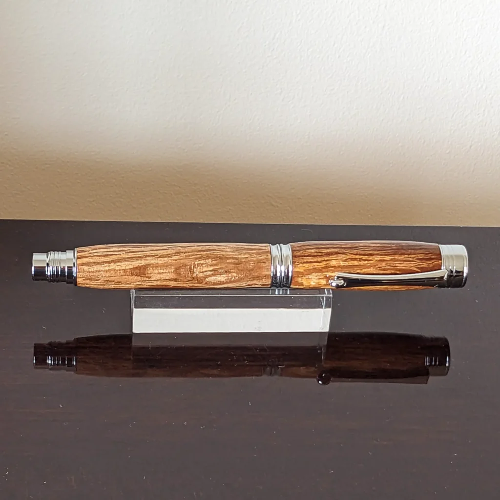 Speckled Oak Fountain Pen with Chrome Plated Fittings (930)