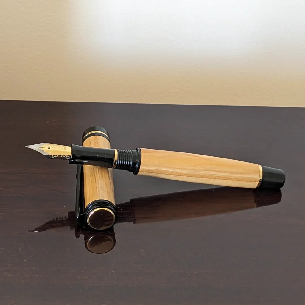 Olive Fountain Pen with Black Chrome and Gold Fittings (931)