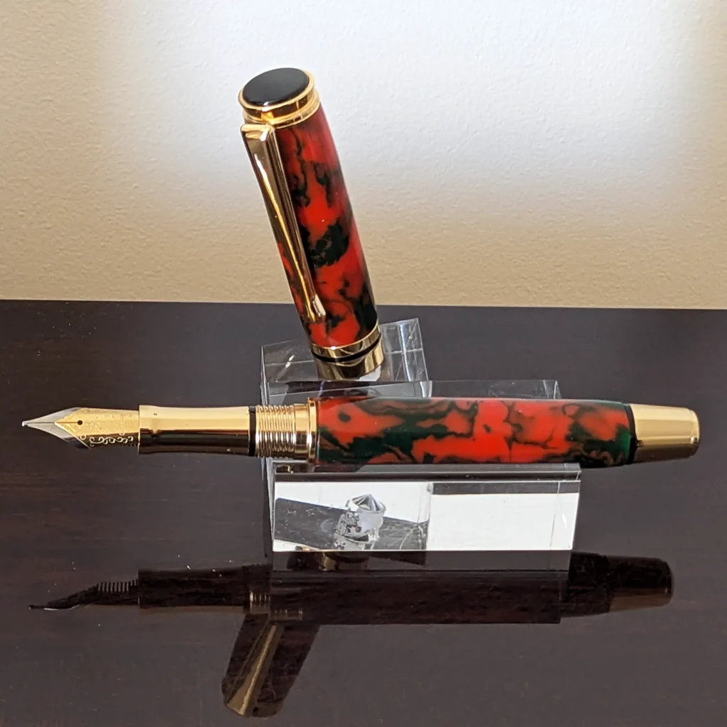 Red and Black Fountain Pen with Gold and Black Fittings (932)