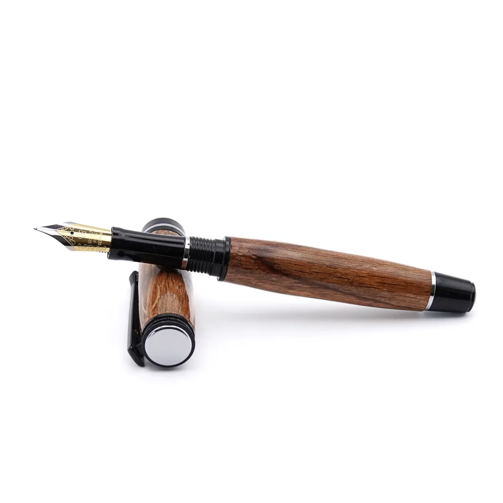 Brown Oak Mid Range Fountain Pen with Black Chrome and Chrome Fittings (594)