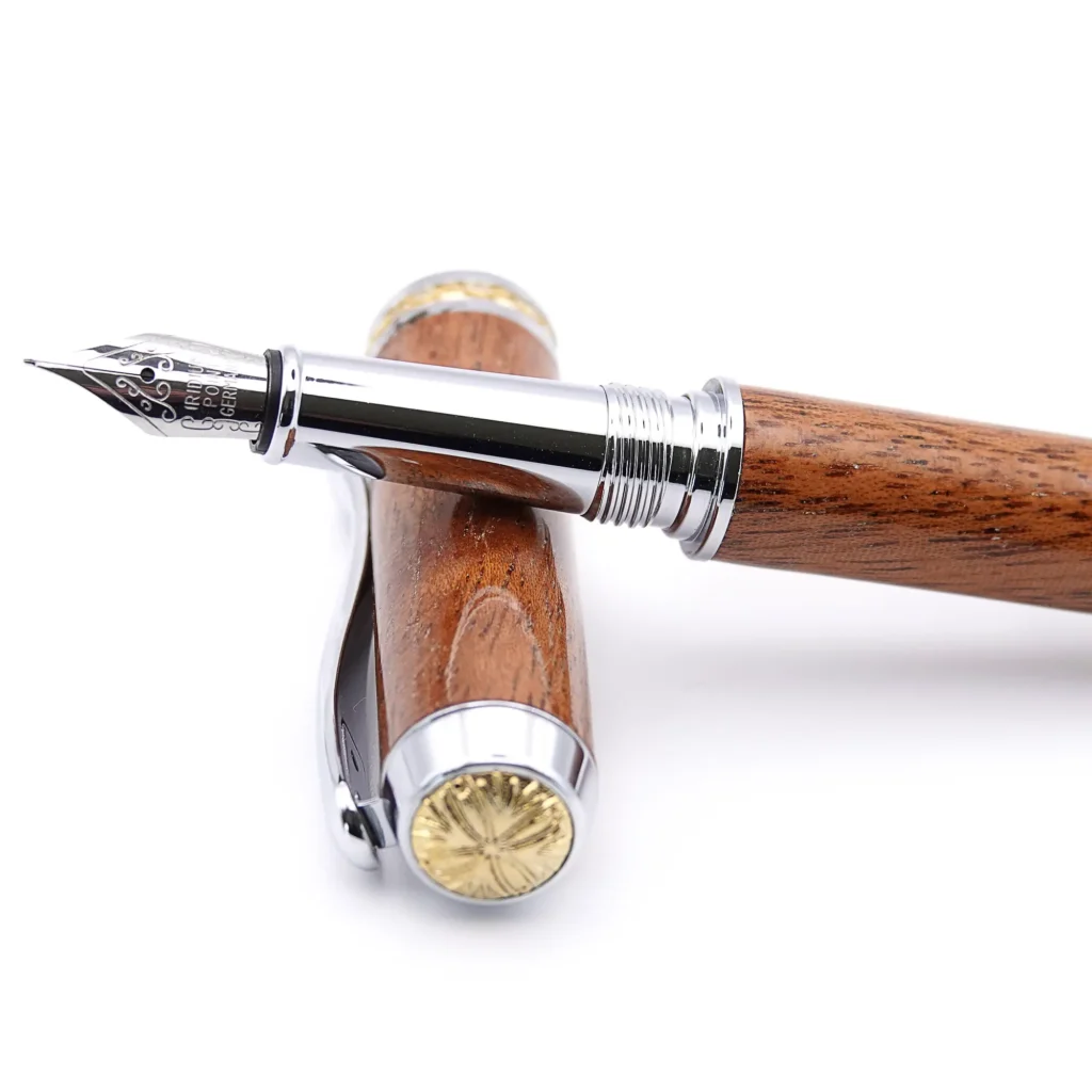 Mahogany Mid Range Fountain Pen with Chrome Plated Fittings (802)