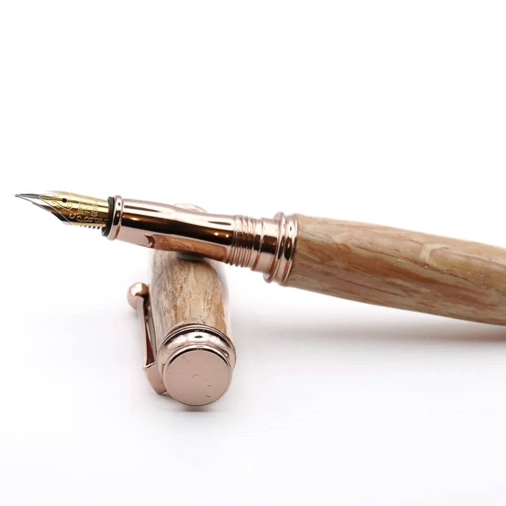 824 Speckled Oak Fountain Pen