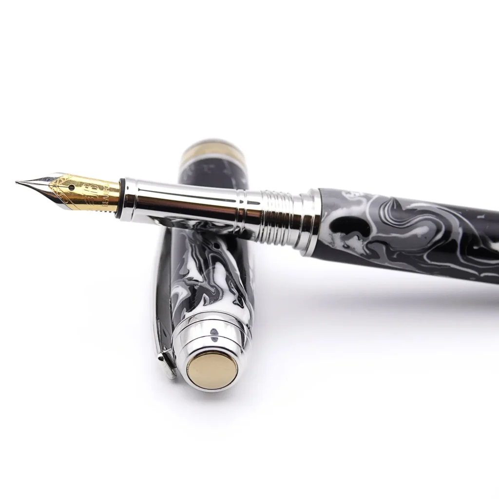 Black and White Luxury Fountain Pen with Rhodium and Titanium Gold (894)