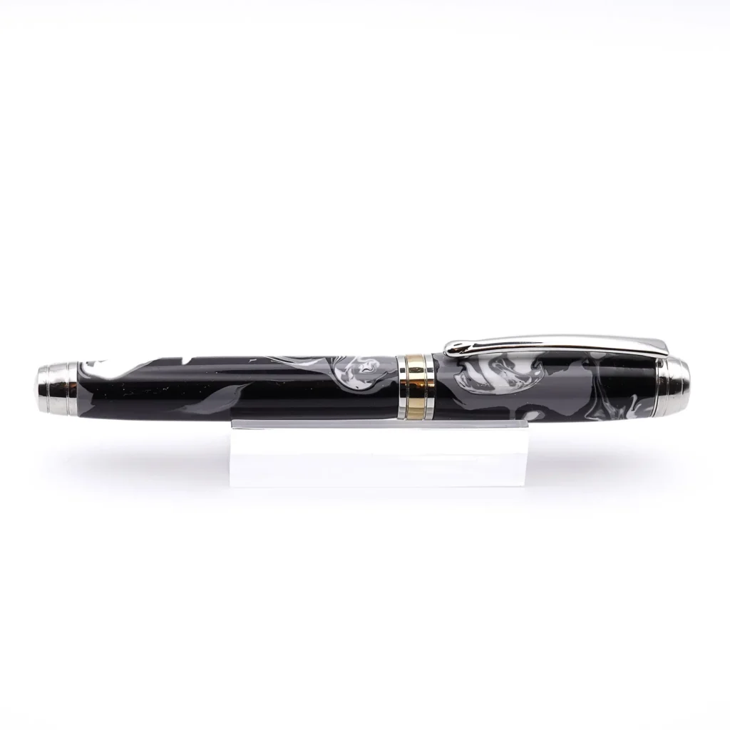 Black and White Luxury Fountain Pen with Rhodium and Titanium Gold (894)