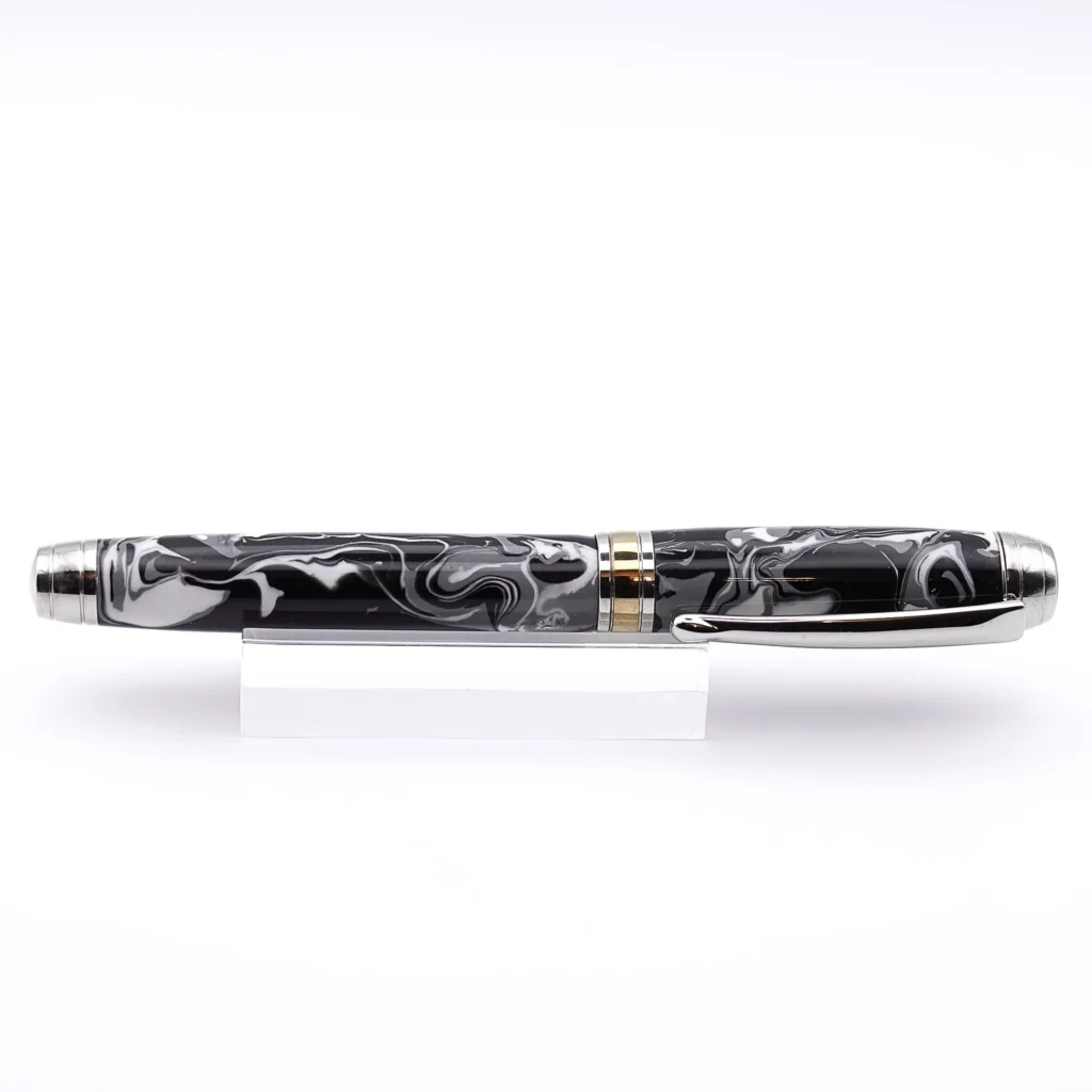 Black and White Luxury Fountain Pen with Rhodium and Titanium Gold (894)